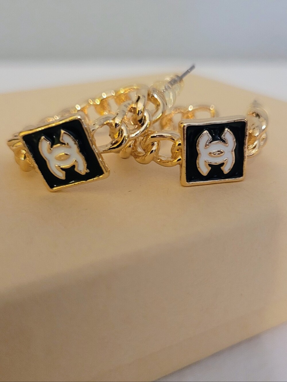 Luxury Jewelry - Picture 8 of 8